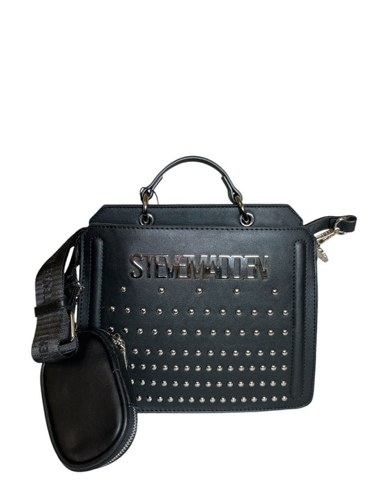 Bolsa Steve Madden negra con perlas plateadas